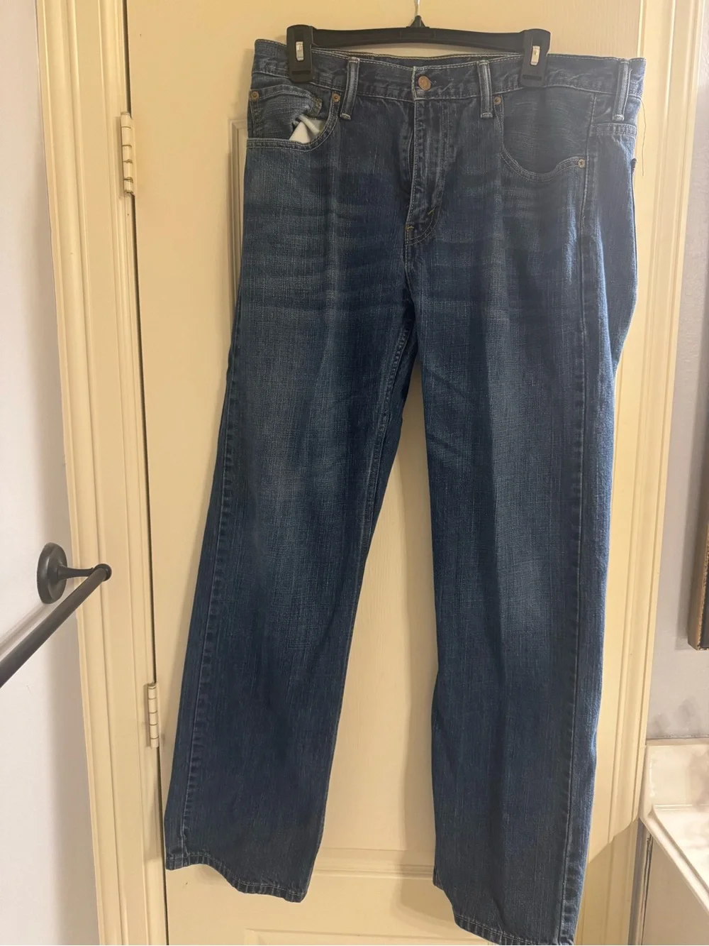 Levi's Men's Straight Jeans in Dark Blue Wash